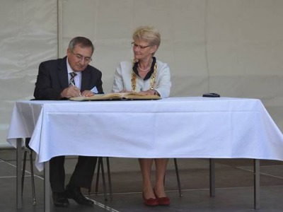 Negyedszázados jubileumi ünnepség Kirchheim unter Teckben