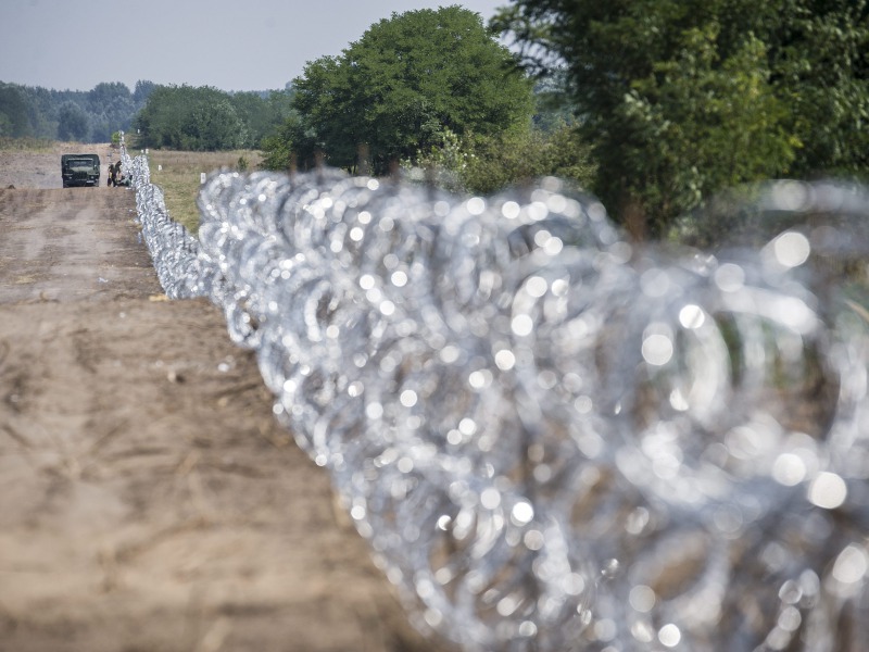 Illegális bevándorlás – Több mint háromszáz határsértőt fogtak el a hétvégén