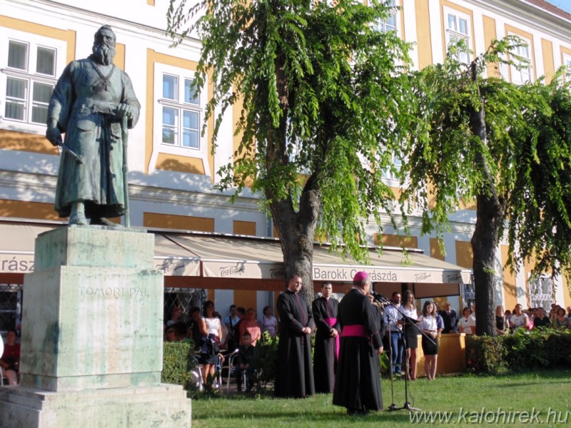 Koszorúzás és szentmise „a kereszténységért, magyar hazánkért!”