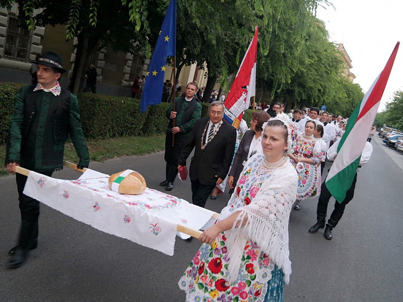 Szent István Napok 2018. – Pénteken és vasárnap az Érsekkertben, hétfőn a belvárosban ünnepel Kalocsa