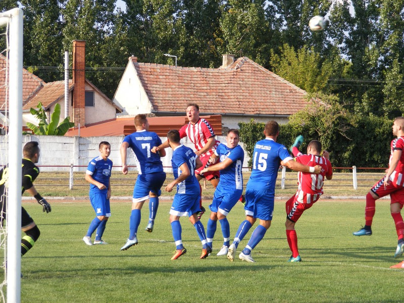 Továbbra is veretlenül: KFC – KHTK 2–2