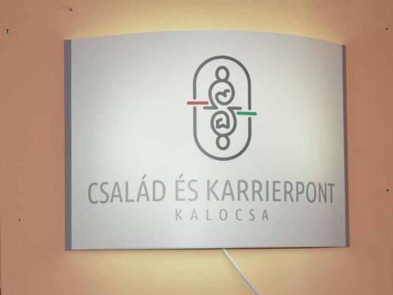 Beindult az élet a Kalocsai Család és KarrierPontban – Konferenciák, nyelvi társalgók, jóga és hamarosan baba-mama, valamint intimtorna várja az érdeklődőket 