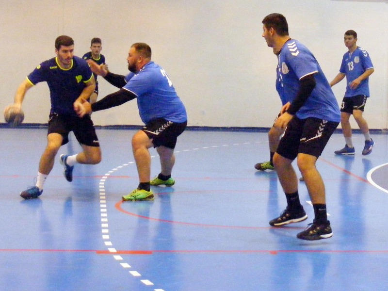 Majdnem felrobbant a lelátó a sporik döntései nyomán – KKC – Hőgyész 25–27