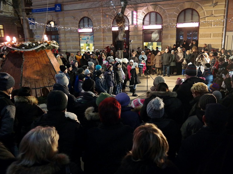 Mikulástól karácsonyig – Bemutatta adventi eseménynaptárját a Művelődési Központ