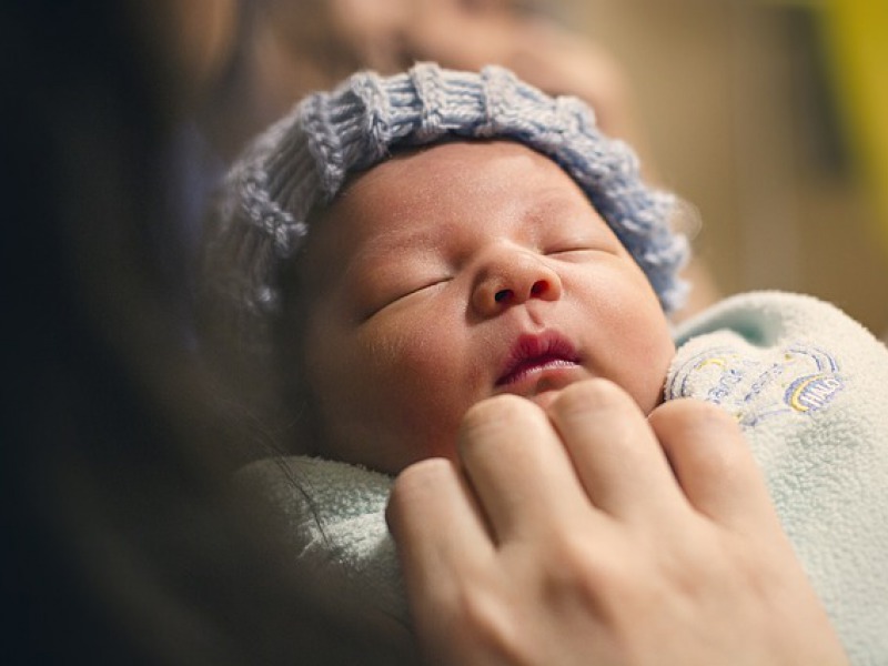 Baba és gyermek elsősegélynyújtó előadás Kalocsán