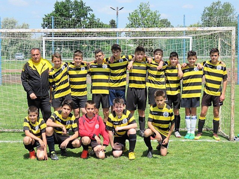 „Ezüstös” lett a Méhecskék SE U14-es csapata