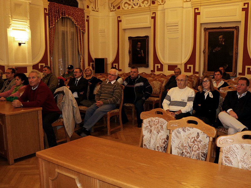 Nagyobb számban engedélyezik az este 10 óra utáni zenés rendezvényeket ? –Állandó felszólalókban ezúttal sem volt hiány a közmeghallgatáson