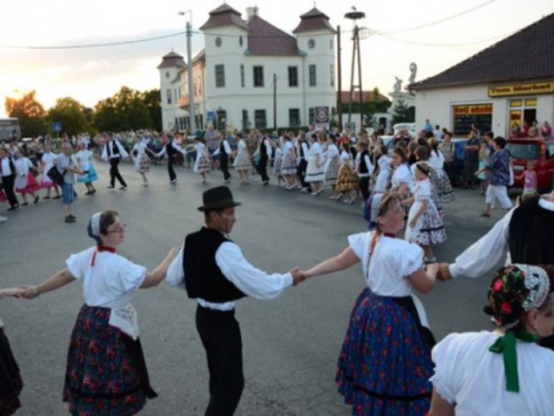 Nemzetiségi nap lesz szombaton Hajóson, a művelődési házban