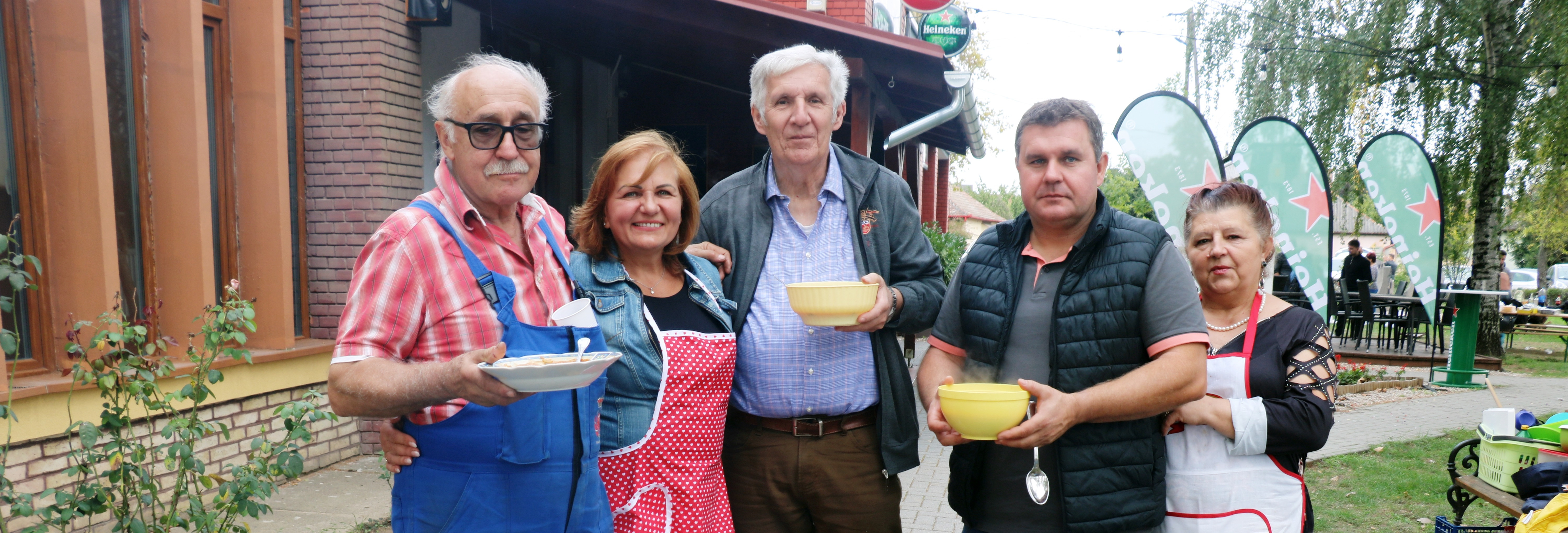 Paprikás cégek a sükösdi IV. Don Roberto Pizzéria főzőversenyen 