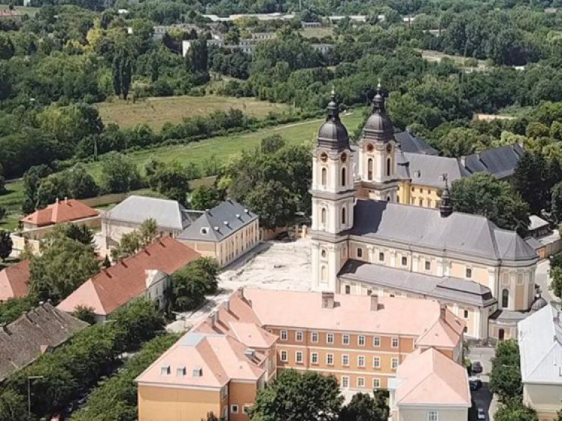 „Kalocsai patrónium” – Folytatásért kiáltó kerekasztal-beszélgetés sorozat zajlott Kalocsán