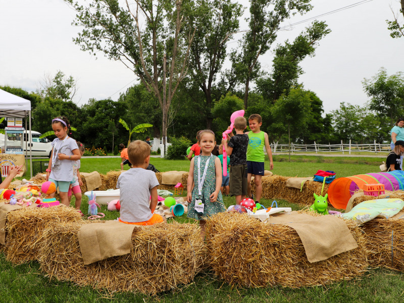 Partnertalálkozó és Családi Piknik a Szigeti Farmon