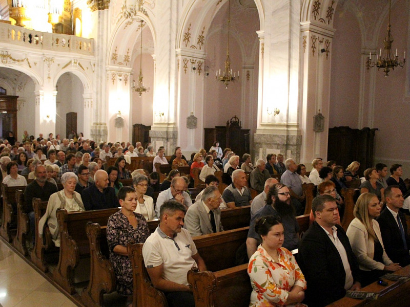 A zene világnapja Kalocsán – Két teltházas koncert volt egyszerre pénteken