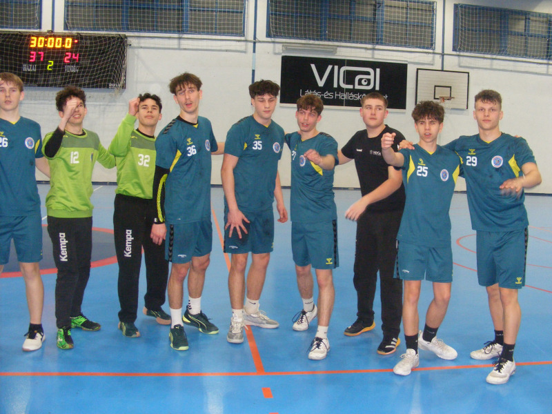 Éremesélyesek “Gézengúzaink”